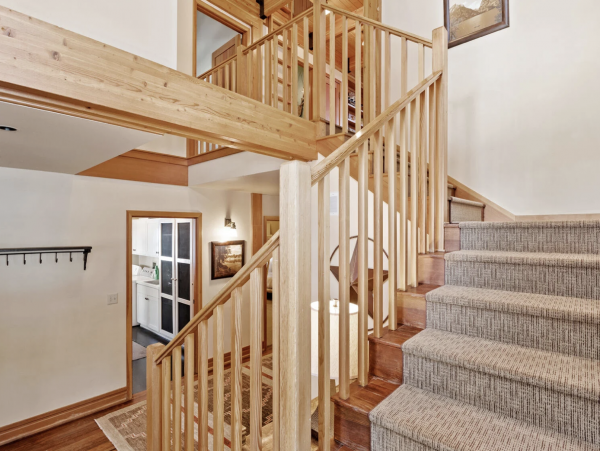 Spacious Five Bedroom Vacation Rental in Teton Village